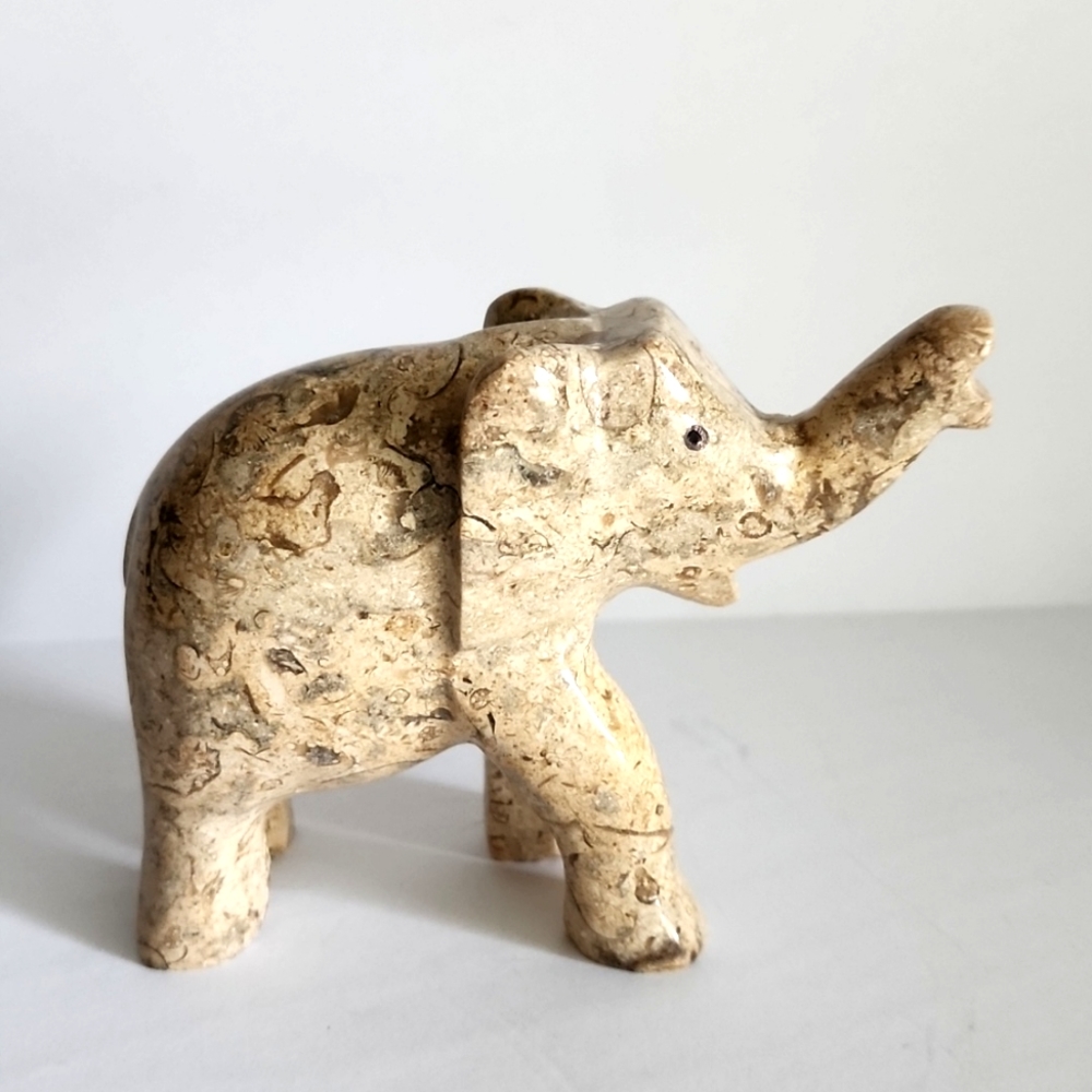 Vintage Fossil Shell Beige Marble Elephant Mother Statue Figurine